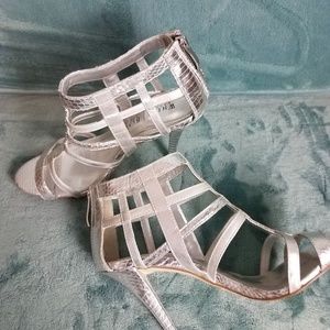 White House Black Market Silver Stappy Heel 8.5